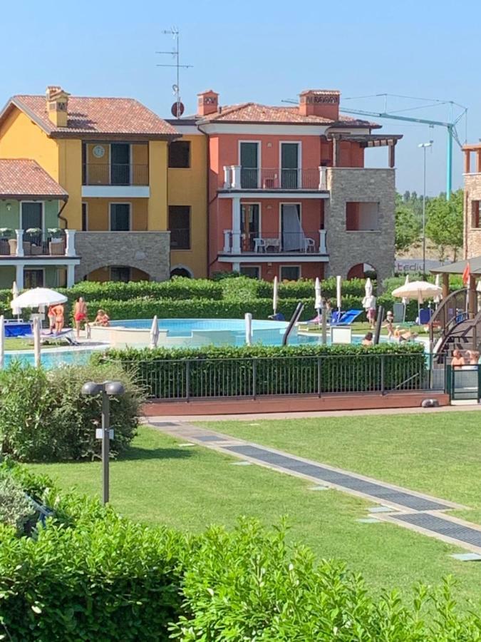 Appartamento Essenza Sirmione Luaran gambar